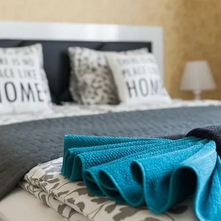 Vitosha Blvd - 2br Lux София